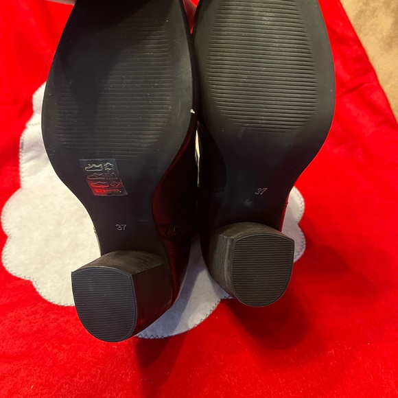 NEW! Miz Mooz black leather boots! - Picture 3 of 8